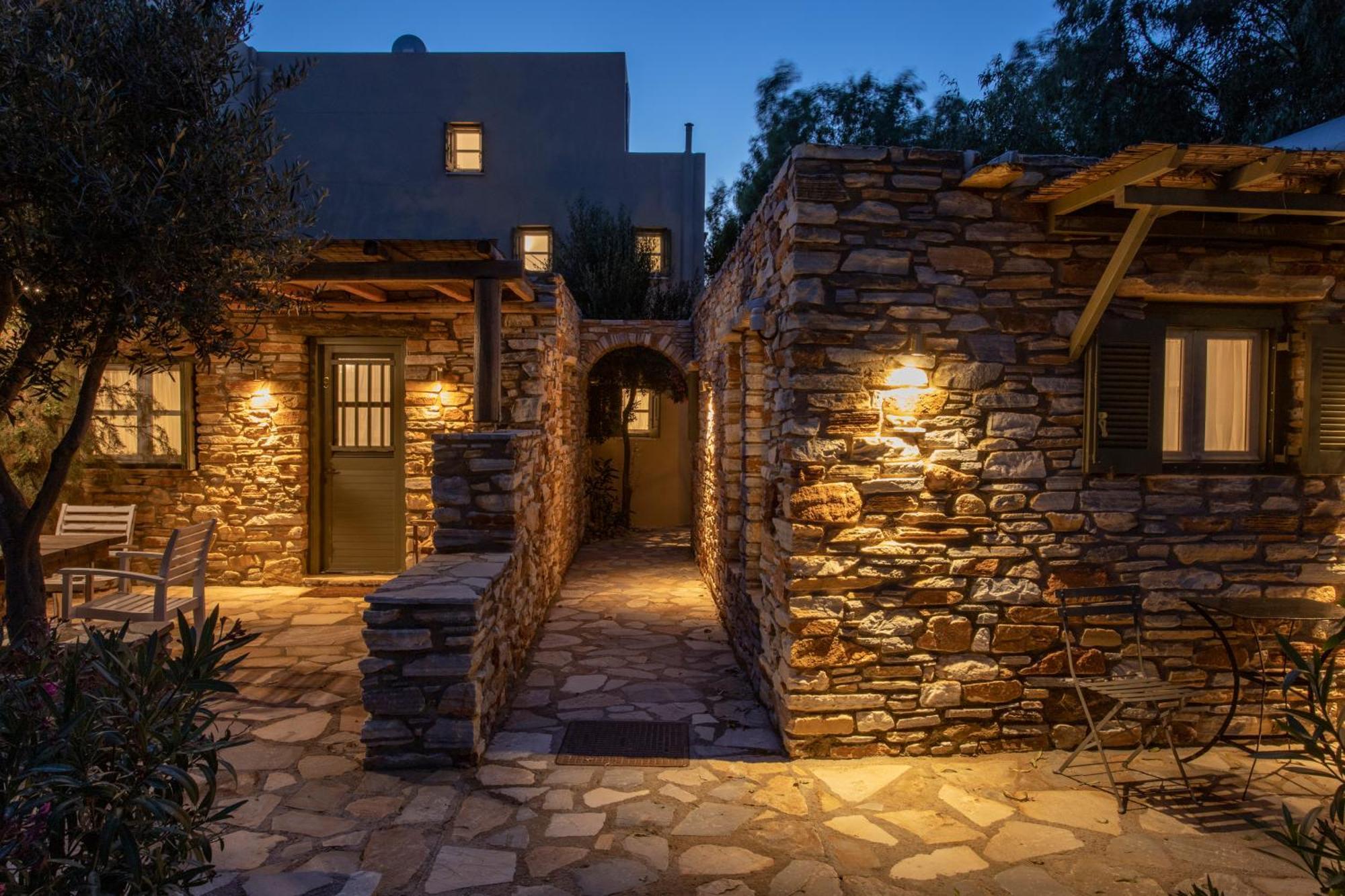 K Homes-Family Stone Suite Tínos Exteriér fotografie