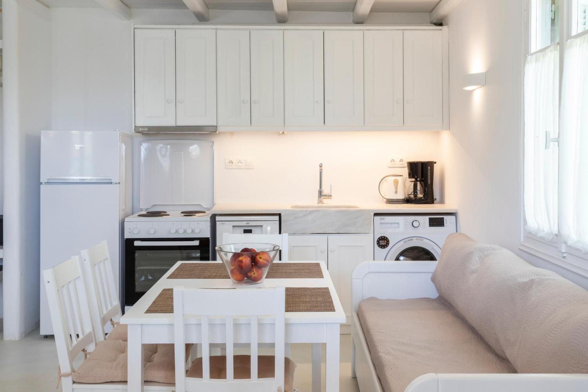 K Homes-Family Stone Suite Tínos Exteriér fotografie