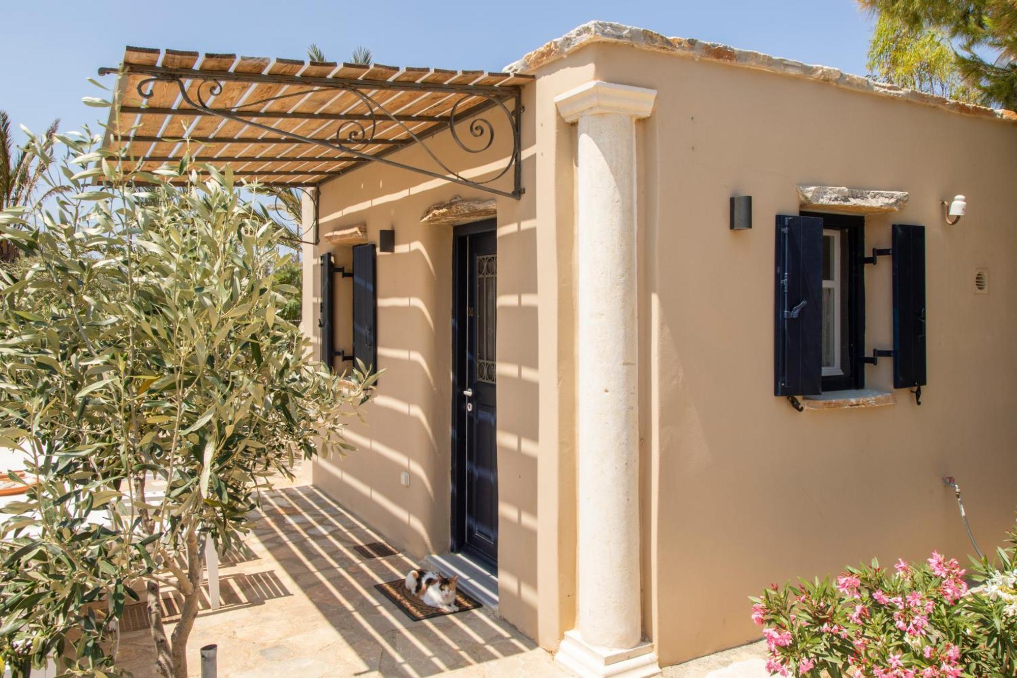 K Homes-Family Stone Suite Tínos Exteriér fotografie